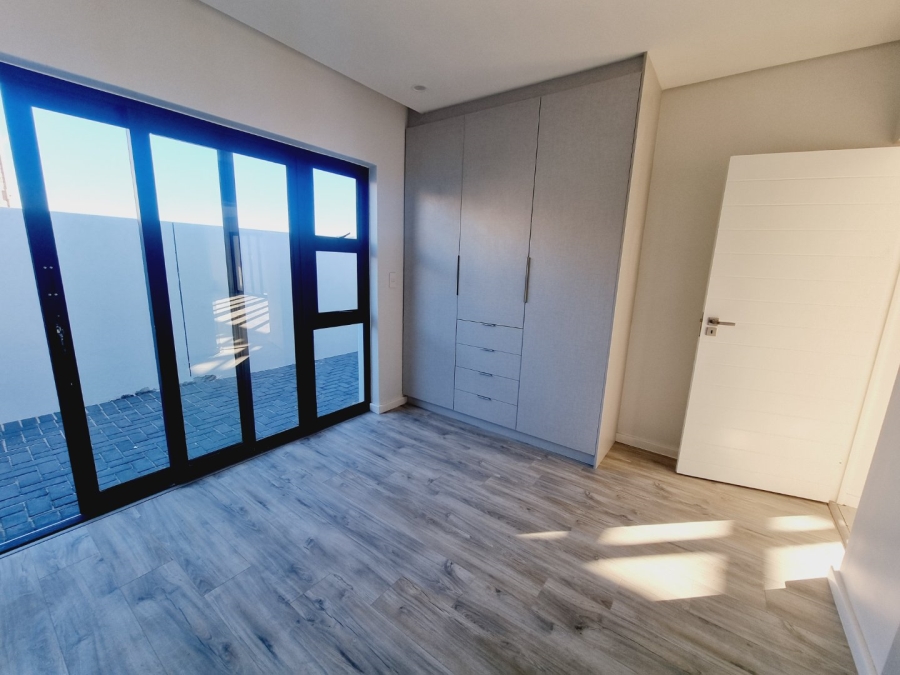 4 Bedroom Property for Sale in Sandown Western Cape